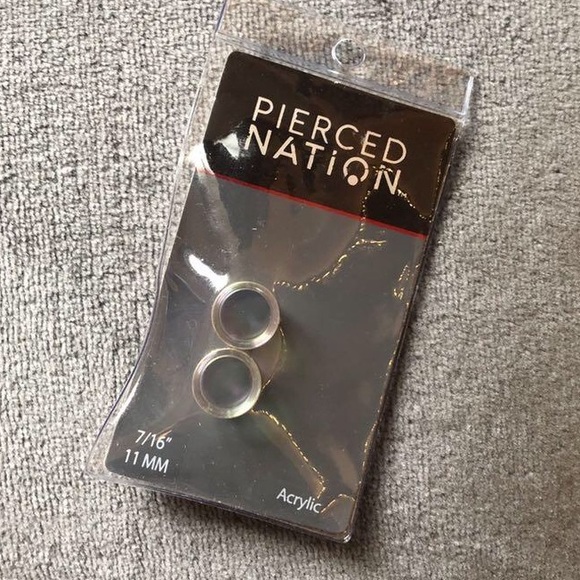 7/16” (11mm) Ear Gauge Spacer Bundle - Picture 6 of 7